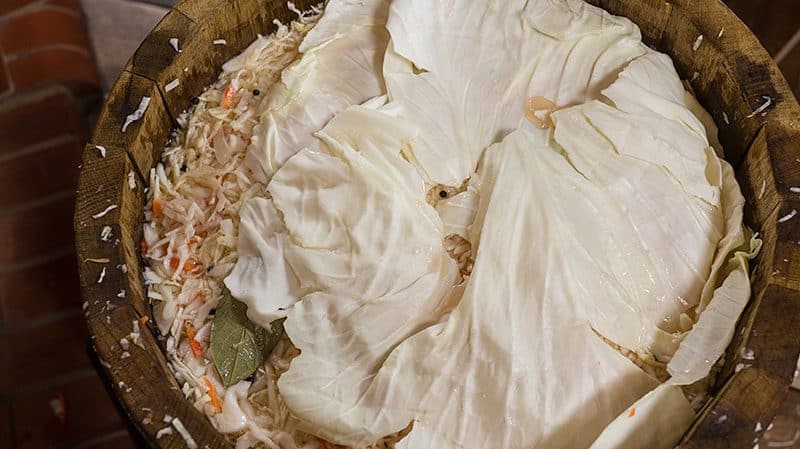 The most delicious recipes for sauerkraut in a tub - you'll lick your fingers!