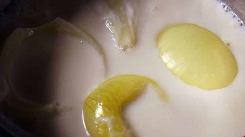 The best recipes with onions and milk for children's cough
