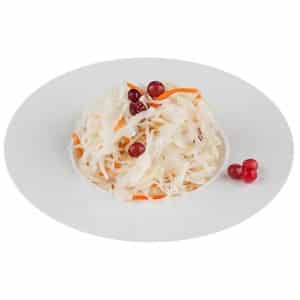 Making delicious sauerkraut with cranberries at home