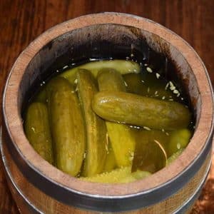 Step-by-step instructions for pickling cucumbers in a barrel with your own hands