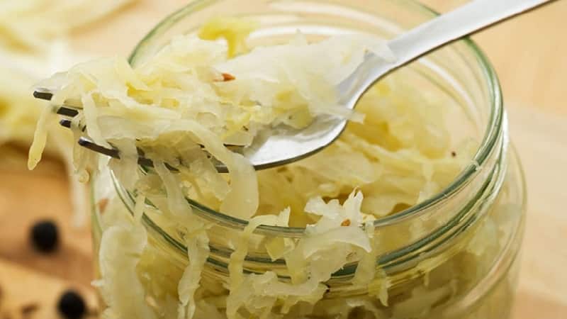 Why can you be poisoned by sauerkraut and what to do if this happens