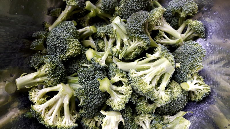 Simple and tasty DIY broccoli preparations for the winter