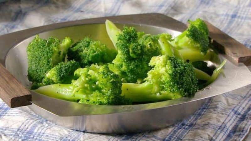Simple and tasty DIY broccoli preparations for the winter
