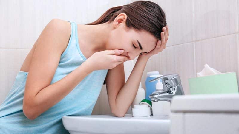 How to eat buckwheat during poisoning and can it cause it?