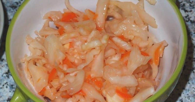 Simple but very tasty recipes for sauerkraut without vinegar