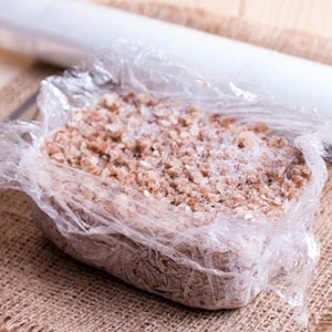 Shelf life of boiled buckwheat: how many days can it be stored in the refrigerator or at room temperature
