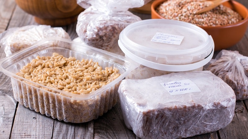 Shelf life of boiled buckwheat: how many days can it be stored in the refrigerator or at room temperature
