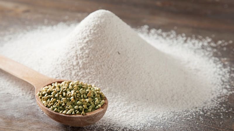 What are the benefits of green buckwheat flour and how to use it correctly