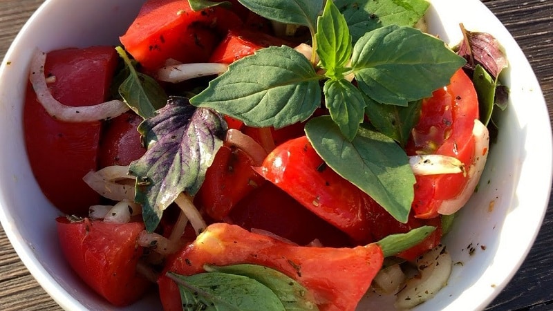 How to prepare and take basil remedies for weight loss