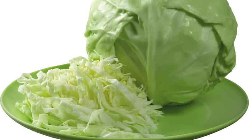 How to properly pickle cabbage so that it is crispy: recipes in jars and pans