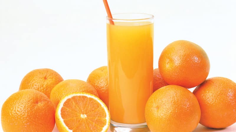 Is it possible to drink orange juice on an empty stomach: the benefits and harms of freshly squeezed citrus