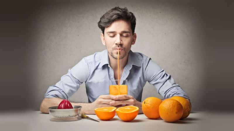 Is it possible to drink orange juice on an empty stomach: the benefits and harms of freshly squeezed citrus