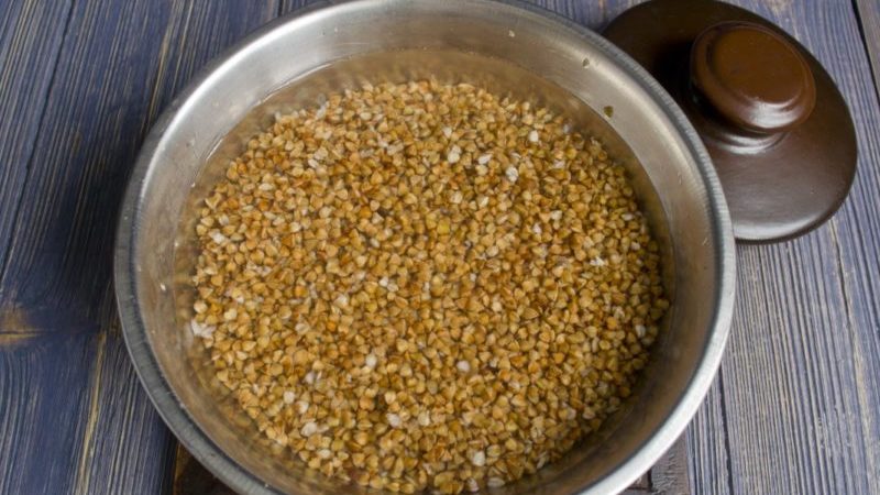 Preparing grains correctly: do you need to wash buckwheat before cooking and how to do it
