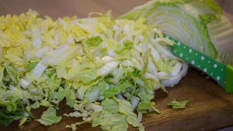 Ways to preserve Chinese cabbage for the winter at home in fresh, canned and frozen form