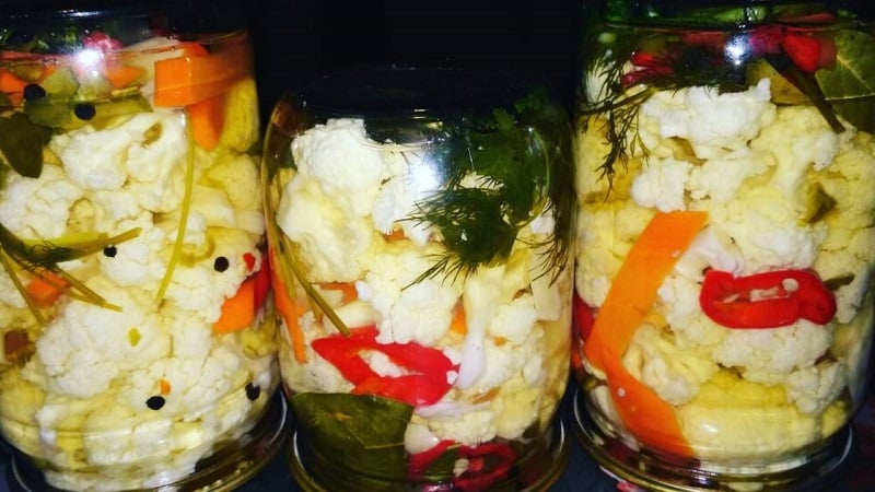 Cauliflower for the winter - you'll lick your fingers (pickling and pickling recipes)