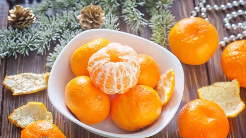 What is the difference between clementines and tangerines and which is healthier?