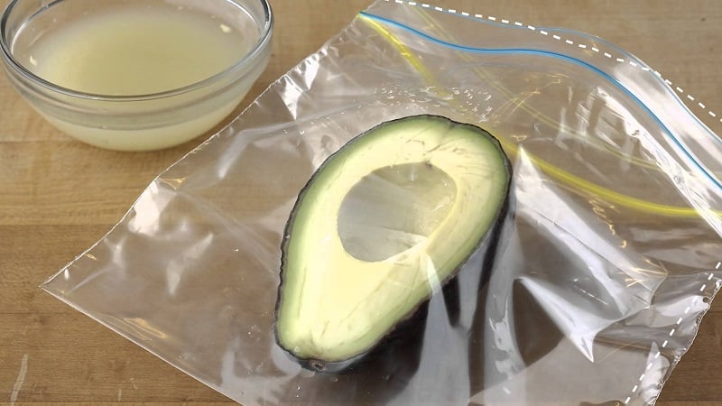 How to properly store avocados at home so they don't spoil