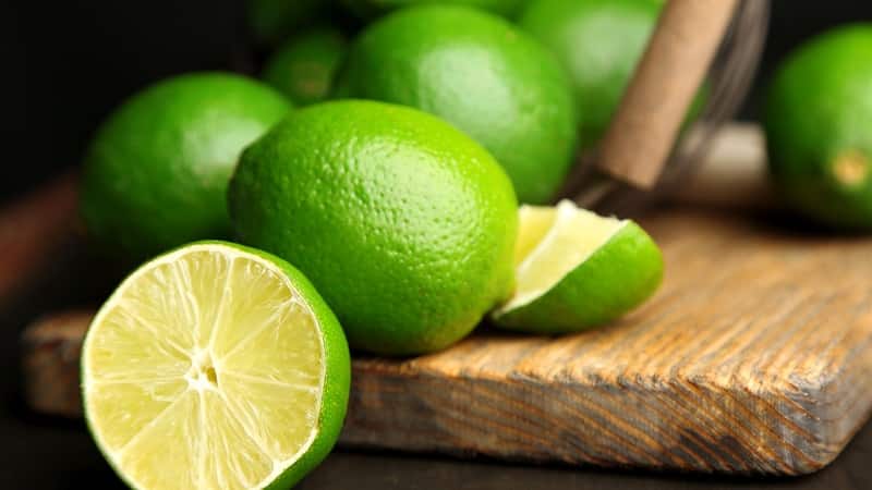 Lime: composition and beneficial properties of the fruit, application features