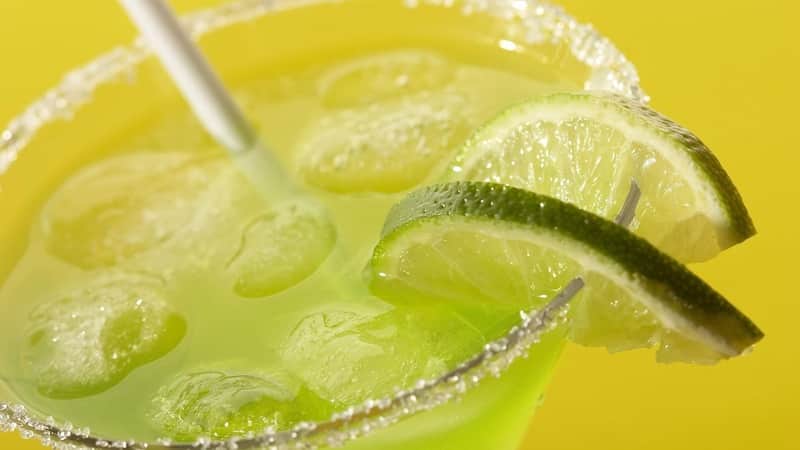 Lime juice and concentrate: composition, properties, use, contraindications