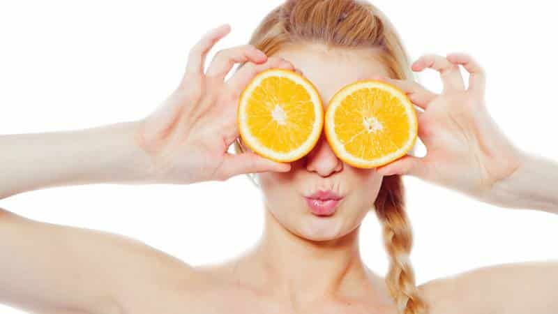 Do oranges help with weight loss and is it possible to gain weight from them?
