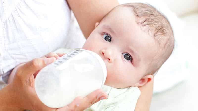 Is it possible to consume soy and soy milk while breastfeeding?