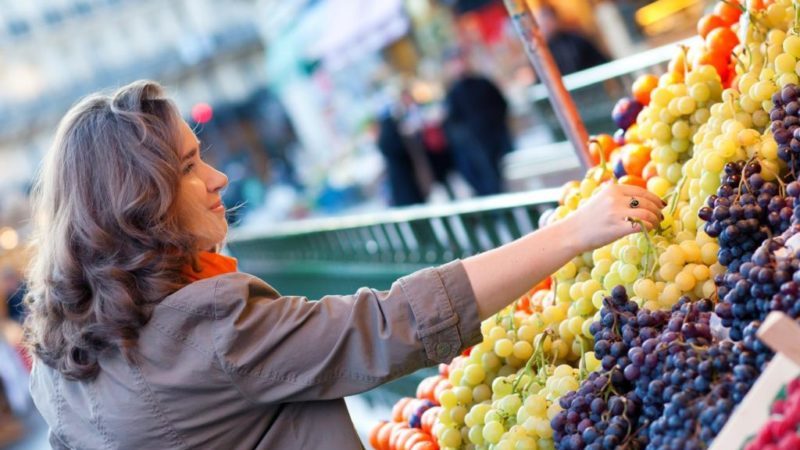 Is it possible to eat grapes during pregnancy in the 1st, 2nd and 3rd trimester?