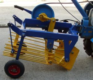 How to make a potato digger with your own hands: step-by-step instructions from A to Z