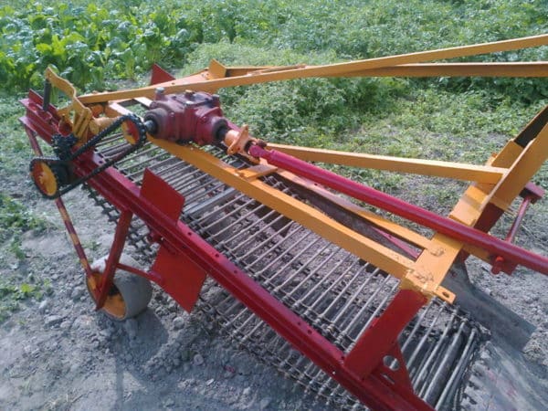 How to make a potato digger with your own hands: step-by-step instructions from A to Z