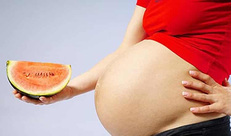Is it possible to eat watermelon during early and late pregnancy?