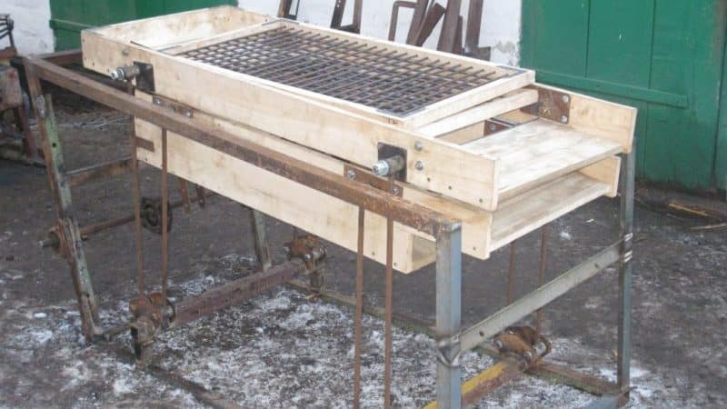 A device for sorting potatoes and how to make it yourself