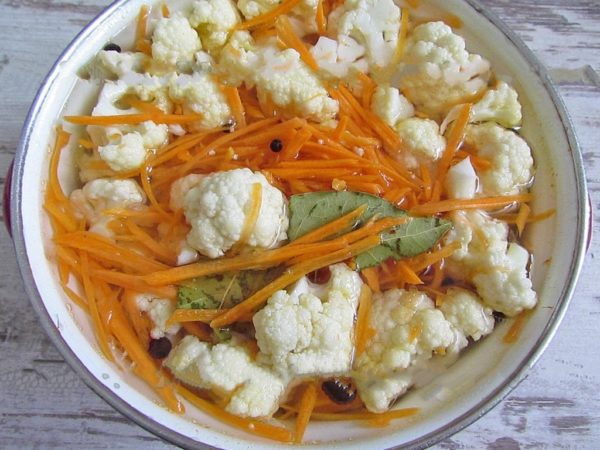 Pickled cauliflower for the winter