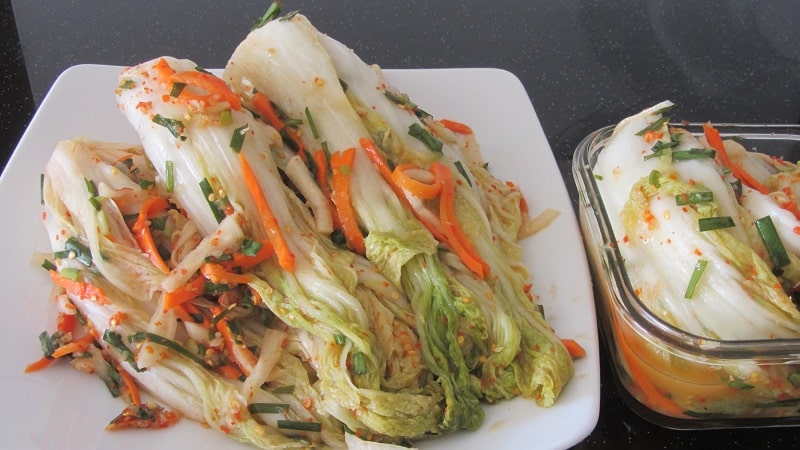 The simplest and most delicious recipes for salting Chinese cabbage at home