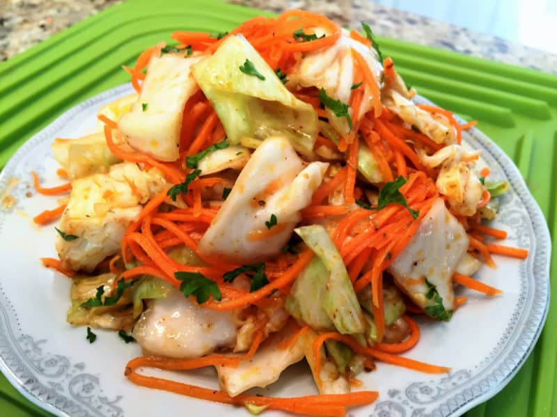 Methods for salting and pickling cabbage in Korean
