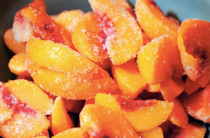 The best ways to store fresh and processed peaches
