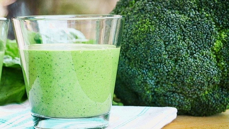 Choosing the edible parts of broccoli - is it possible to eat the stalk and stalk?