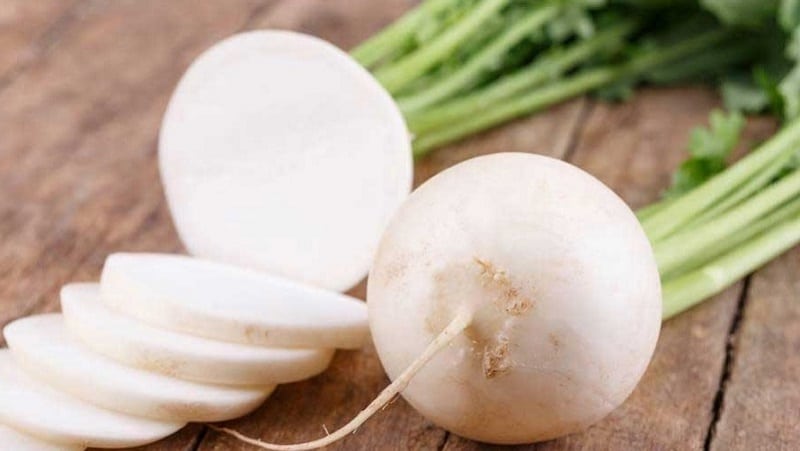 The benefits and possible harm of turnips for a woman’s body