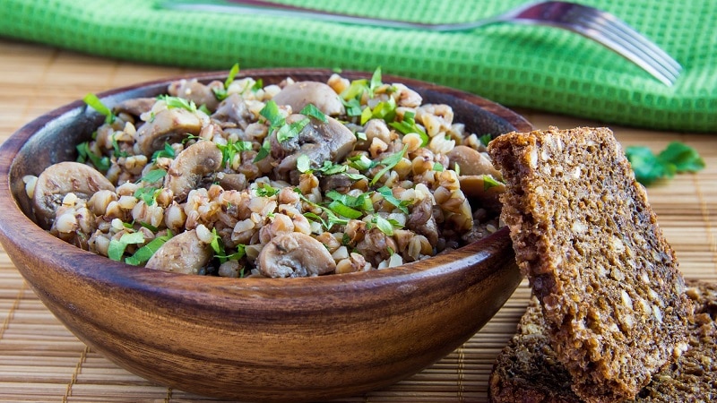 What to do if your stomach is swollen and can buckwheat cause bloating?