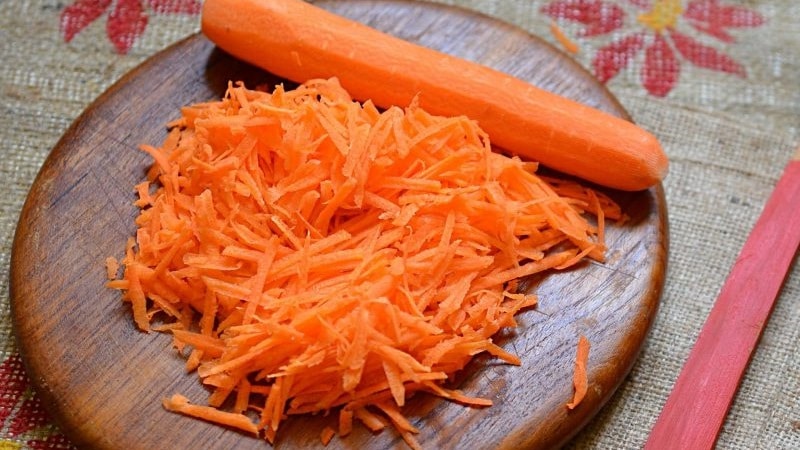 Is it possible to eat carrots while breastfeeding?