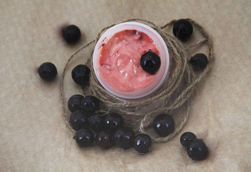 black currant beneficial properties for women